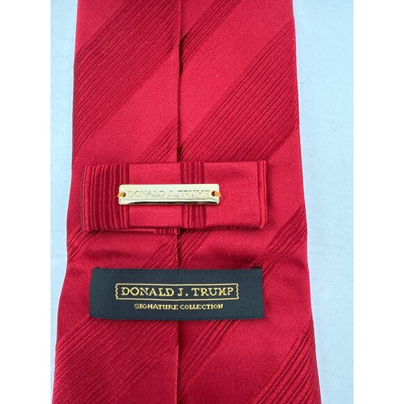 Donald J. Trump Signature Collection Red Striped Silk Tie - Picture 4 of 7